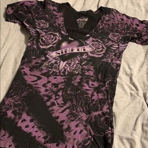 Buckle sinful T-shirt large